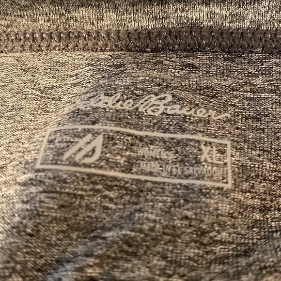 Eddie Bauer gray V-neck athletic shirt NWT - Picture 14 of 14